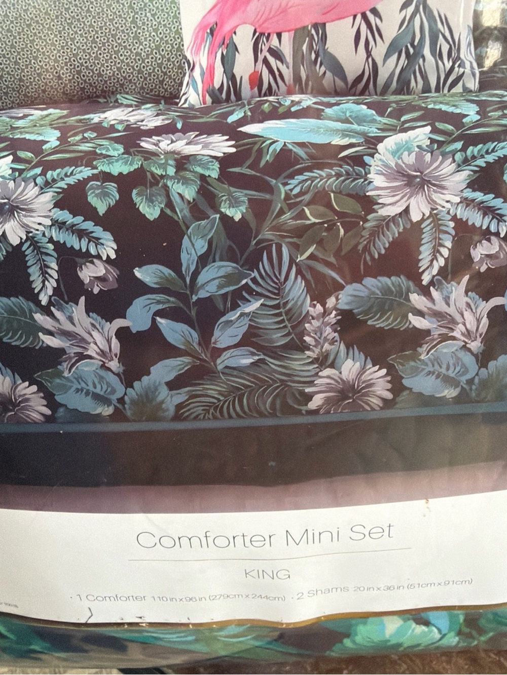 Christian Siriano New Floral Comforter Mini Set - King Size Shams + Comforter - Picture 3 of 5
